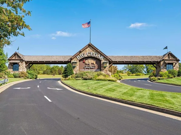 117 Greystone Drive, Hollister, MO 65672