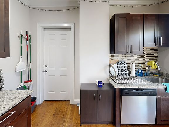 2nd image of 2973 Washington St APT 2