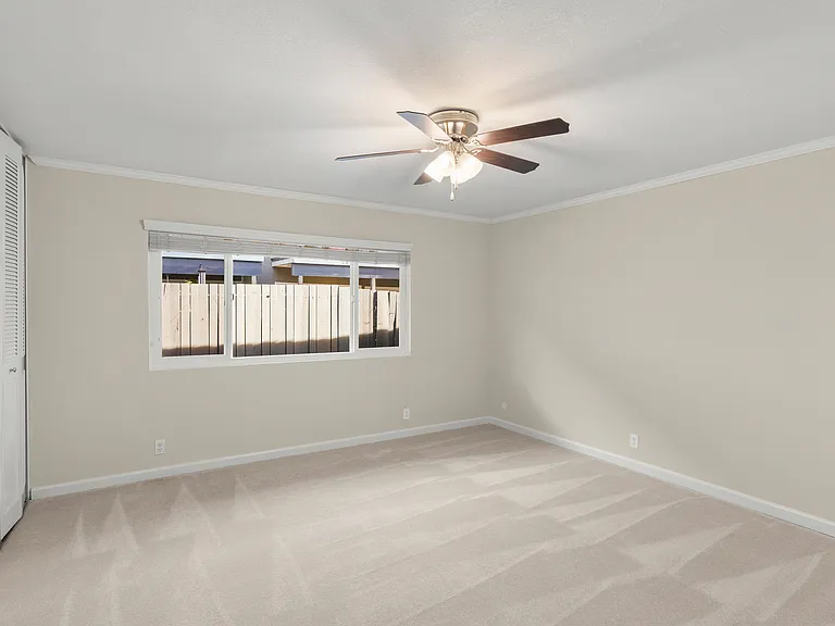 Sycamore Green Apartments — Photo 18