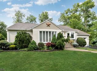 74 Mac Donald Dr, Wayne, NJ 07470