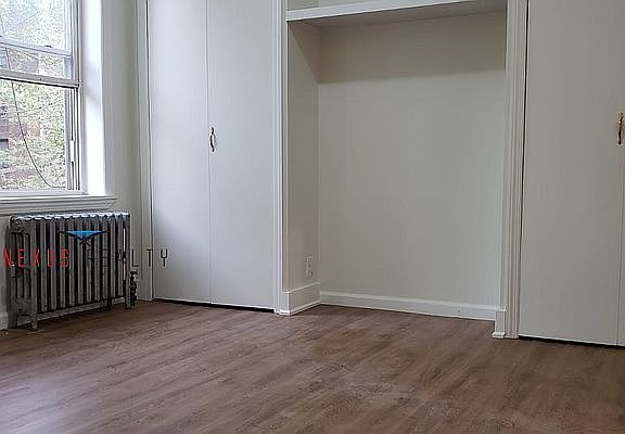 3rd image of 13-05 40th Ave #3F