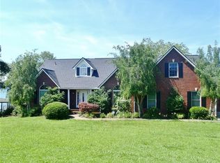 190 Walker Point, Seneca, SC 29672