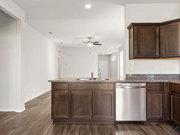 3rd image of 1603 Everwood Ct
