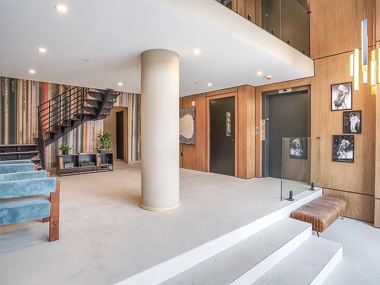 931 Madison St #205 — Photo 12