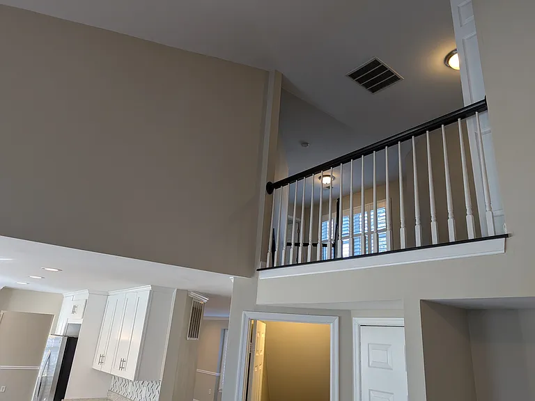 16004 Kings Mountain Rd — Photo 5