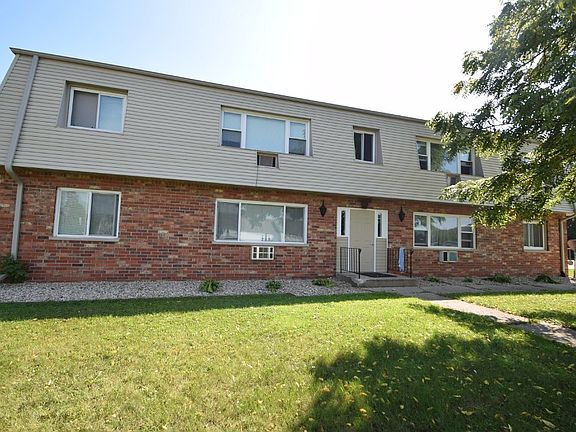 2nd image of 215 S Franklin St #6087981