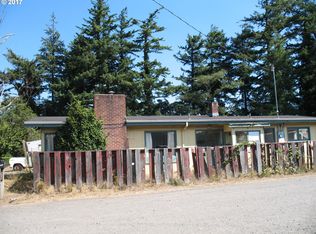 2871 Broadway Ave, North Bend, OR 97459