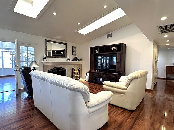 2nd image of 1759 Fred Ave
