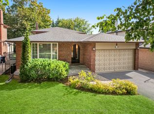 21 Ivan Rd, Toronto, ON M1C 1V1