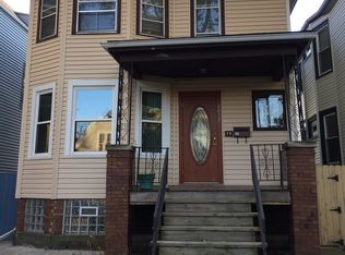 4033 W Newport Ave #2, Chicago, IL 60641