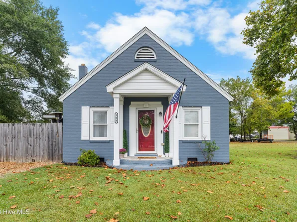 109 N East Avenue, Oak City, NC 27857