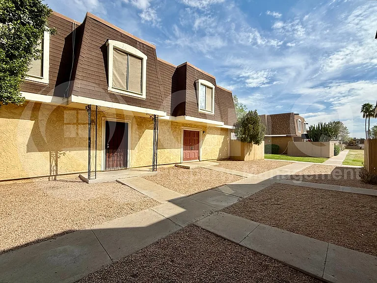 3409 W Echo Ln — Photo 2