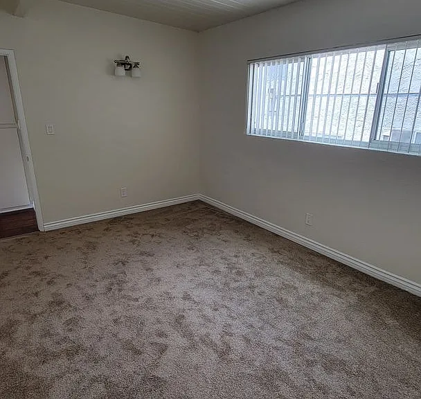 Park Verdugo Apartments — Photo 40