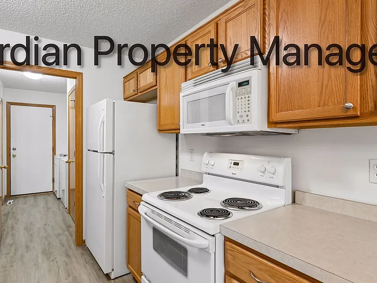 249 Pleasant Ln — Photo 8