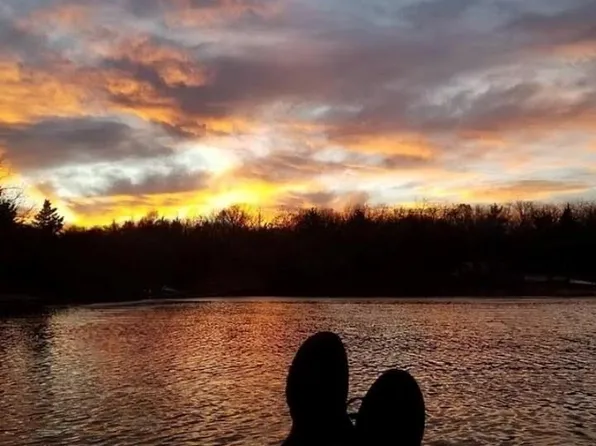 100 N Lakeview Rd, Mapleton, KS 66754