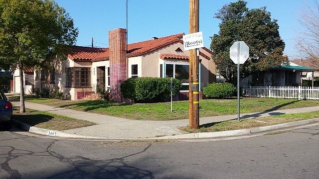 1st image of 3465 E Montecito Ave