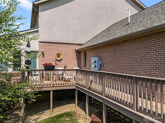 2nd image of 307 Leyland Park Dr