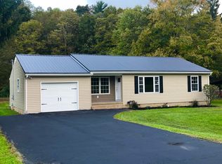 1772 Maple Acres Rd, Princeton, WV 24740