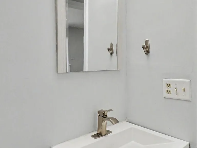 1106 Arcola Ave — Photo 18