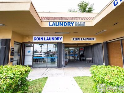 4577 NW 7th St, Miami, FL, 33126