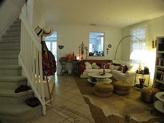 3rd image of 220 La Costa Way