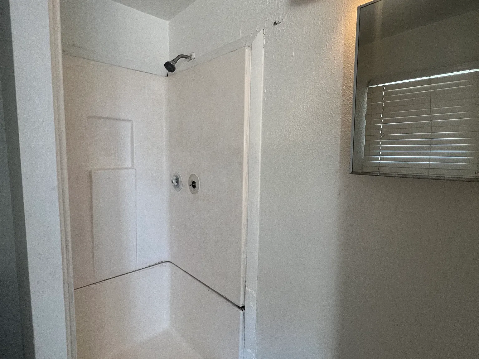 2 bed, 800 sqft, $895 — Photo 4