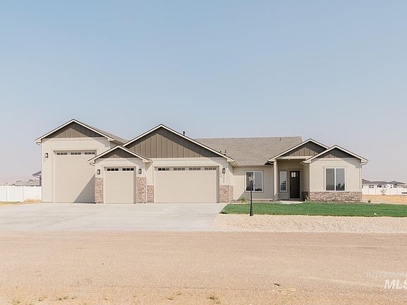 2nd image of LOT 13 NW Purple Sage Cir