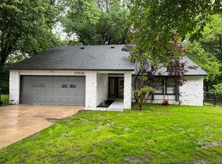 2504 E Tacoma St, Broken Arrow, OK 74014