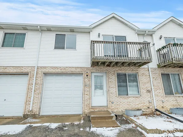 6823 S Roberts Rd, Bridgeview, IL 60455