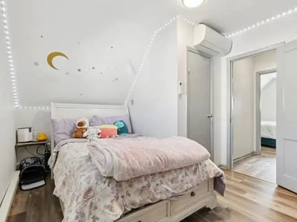 7 Laird Place image 40 of 48