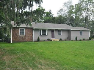 9 Glendale Cir, North Kingstown, RI 02852