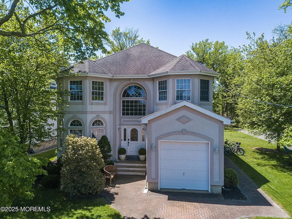 165 Osborne Ave
