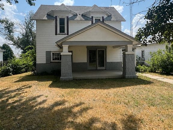 2nd image of 605 Emerson St