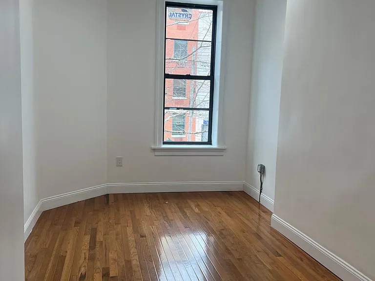 2192 Washington Ave #3 — Photo 6