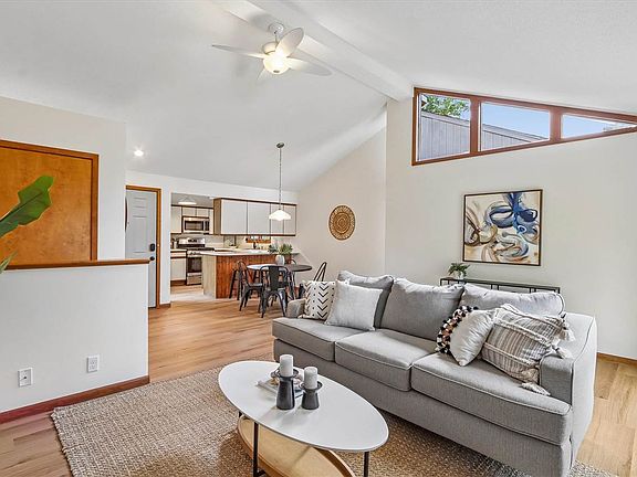 4th image of 2068 S Ridge Dr