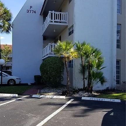4th image of 3774 Inverrary Blvd #310