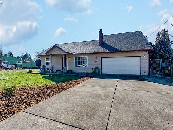 4th image of 4115 NE 50th St