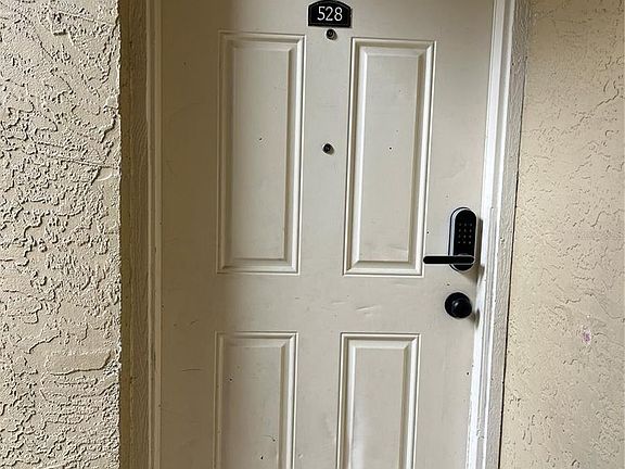 4th image of 528 Golden Raintree Pl