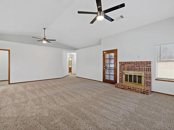 5th image of 2401 Ashwood Court