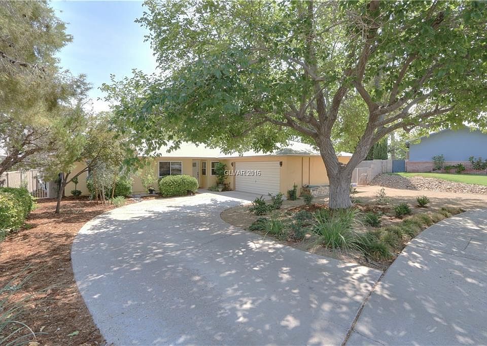 1st image of 307 La Plata Pl