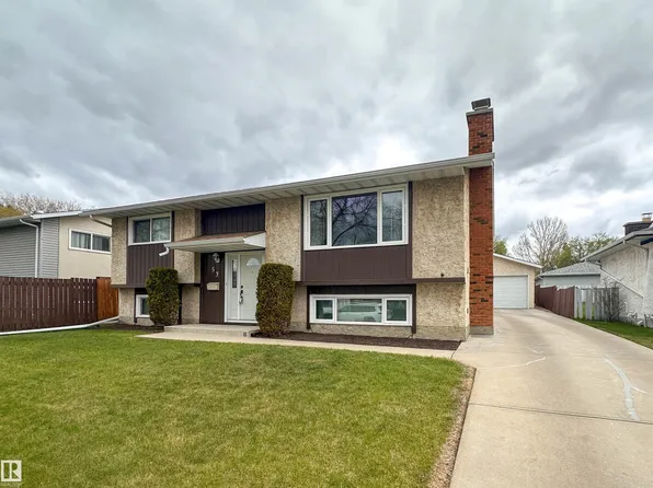 53 Alpine Blvd, Saint Albert, AB T8N 2M1