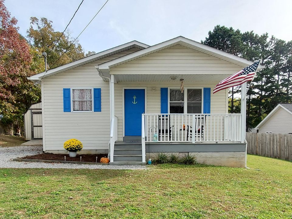 1st image of 141 Cherry St