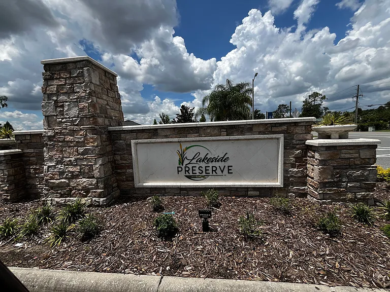 1373 Juniper Grove Pl — Photo 2