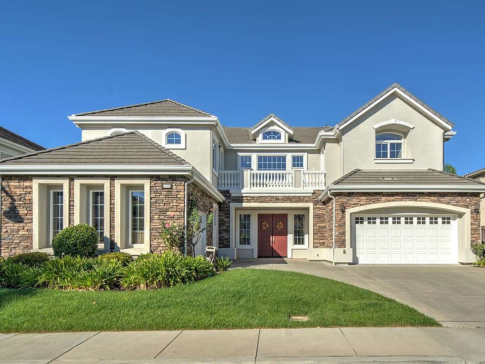 2nd image of 6128 Bay Hill Ct