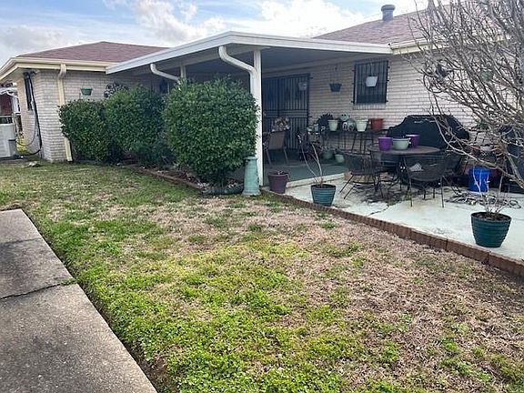3rd image of 4885 Sierra Madre Dr