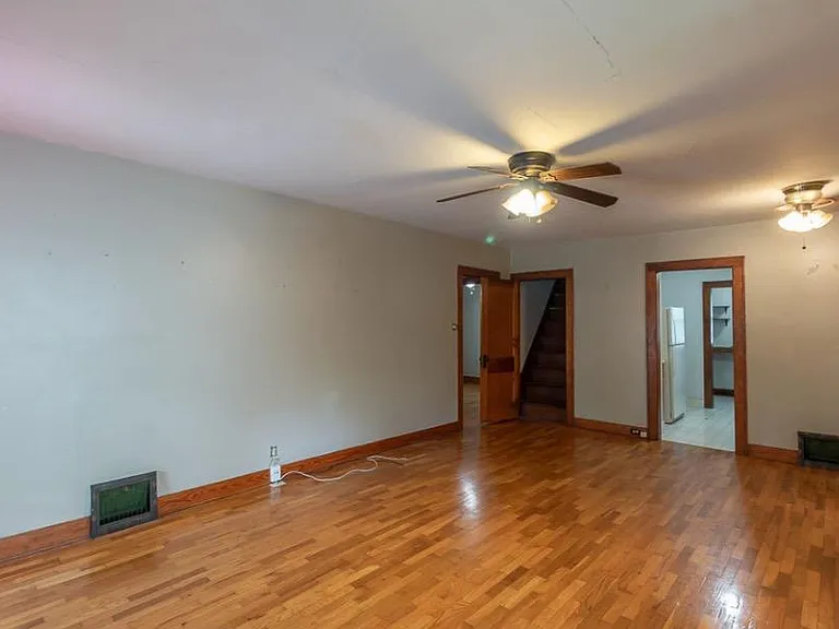 1005 Maine St — Photo 8