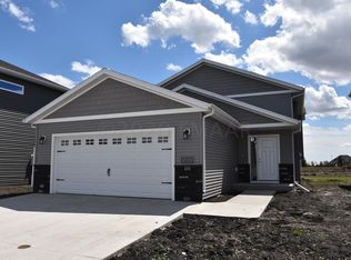 3011 38th Ave S, Moorhead, MN 56560