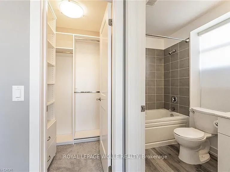 255 Northfield Dr E #302 — Photo 24