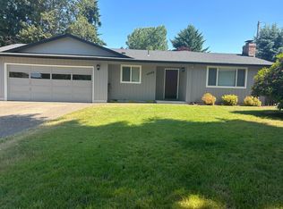 4099 Scenic Dr, Eugene, OR 97404