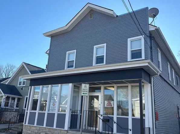 1117 W New York Ave #1, Oshkosh, WI 54901